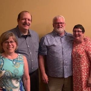 Meet your Posher, Laurie